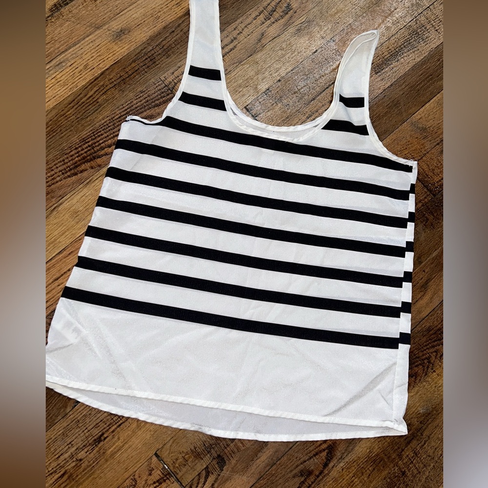 Rue 21 Small